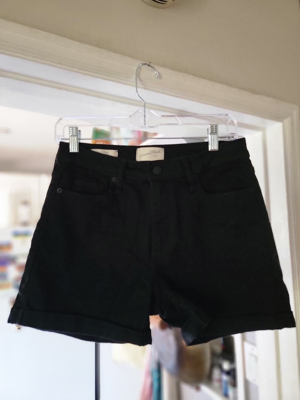 Universal Thread Black Roll-Cuff Jean Shorts